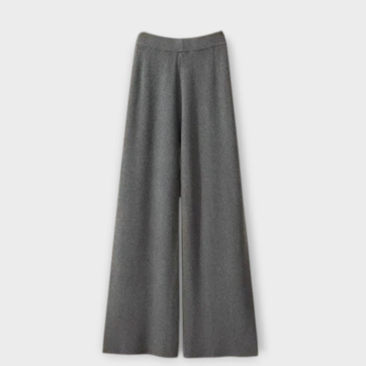 Sandra - Komfortabls trīsdalīgs komplekts