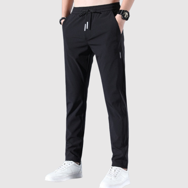 Mikkel – Sporta bikses ar modernu piegriezumu