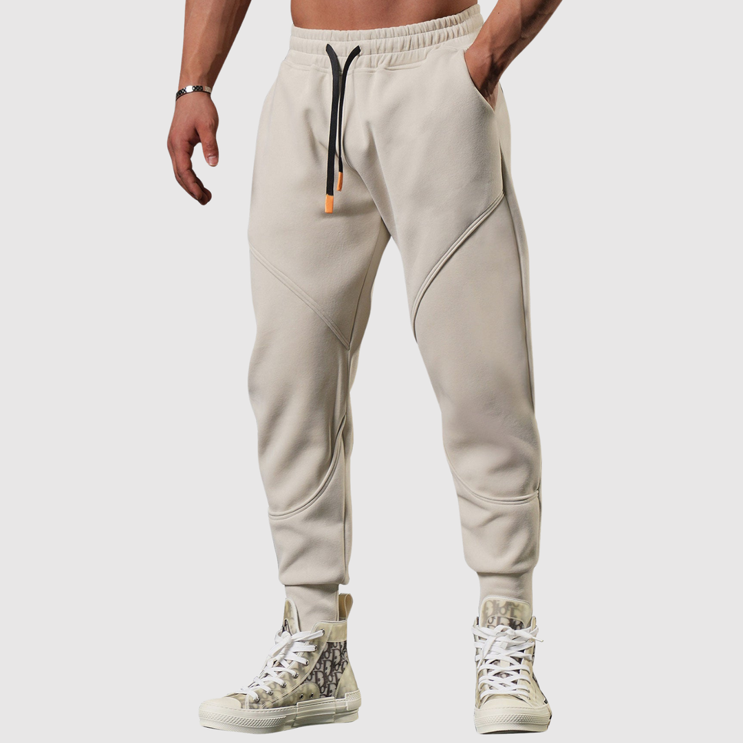 Mikkel – Šauri sporta bikses ar sportisku dizainu