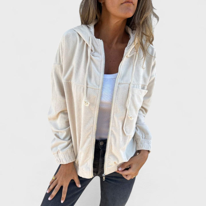 Veronika - Samta jaka ar kapuci un rāvējslēdzēju