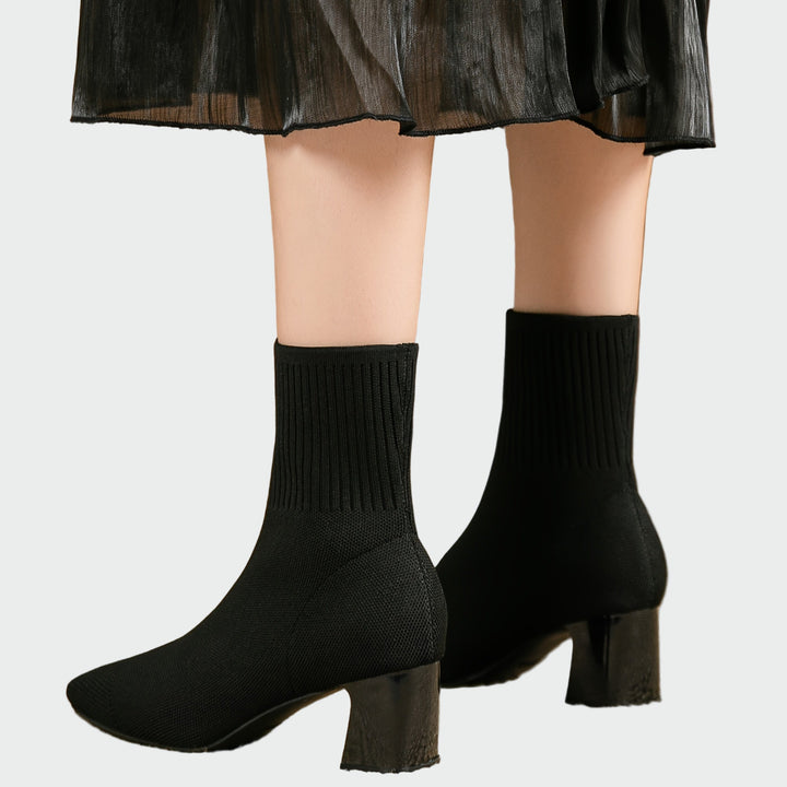 Adītas ortopēdiskas kurpes