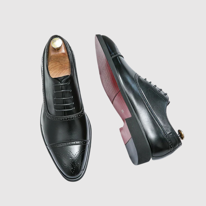 Henrik – Klasiskas Ādas Kurpes ar Sarkanu Zoli