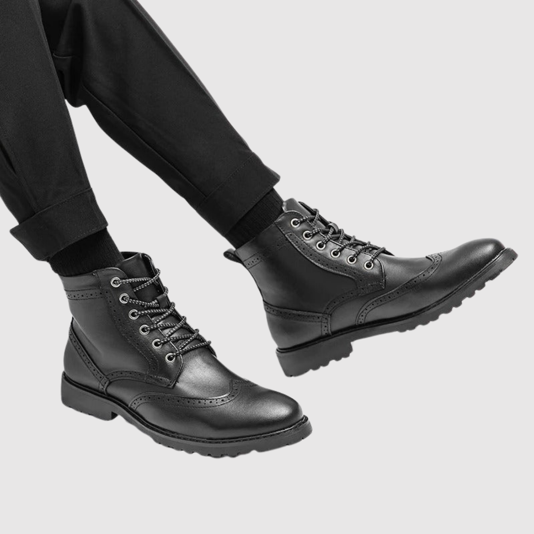 Aleksandrs – Klasiskie ādas zābaki ar šņorēm