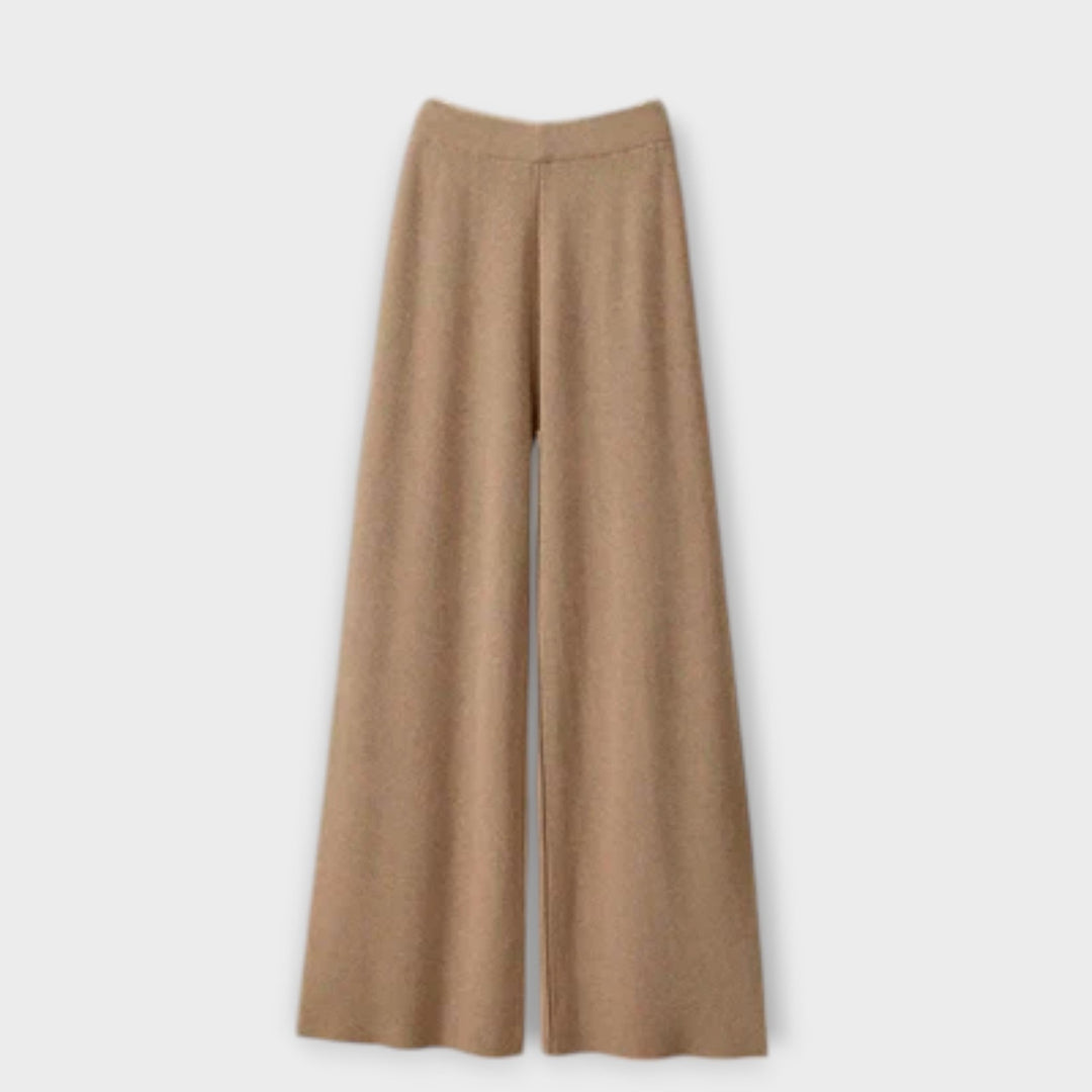 Sandra - Komfortabls trīsdalīgs komplekts