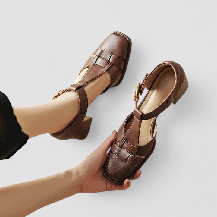 Elyxiana | Ortopēdiskie T-strap blokveida papēži