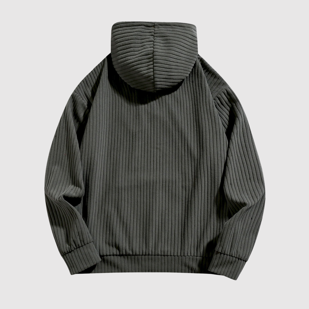 Klaus – Kapuce ar platām ribām