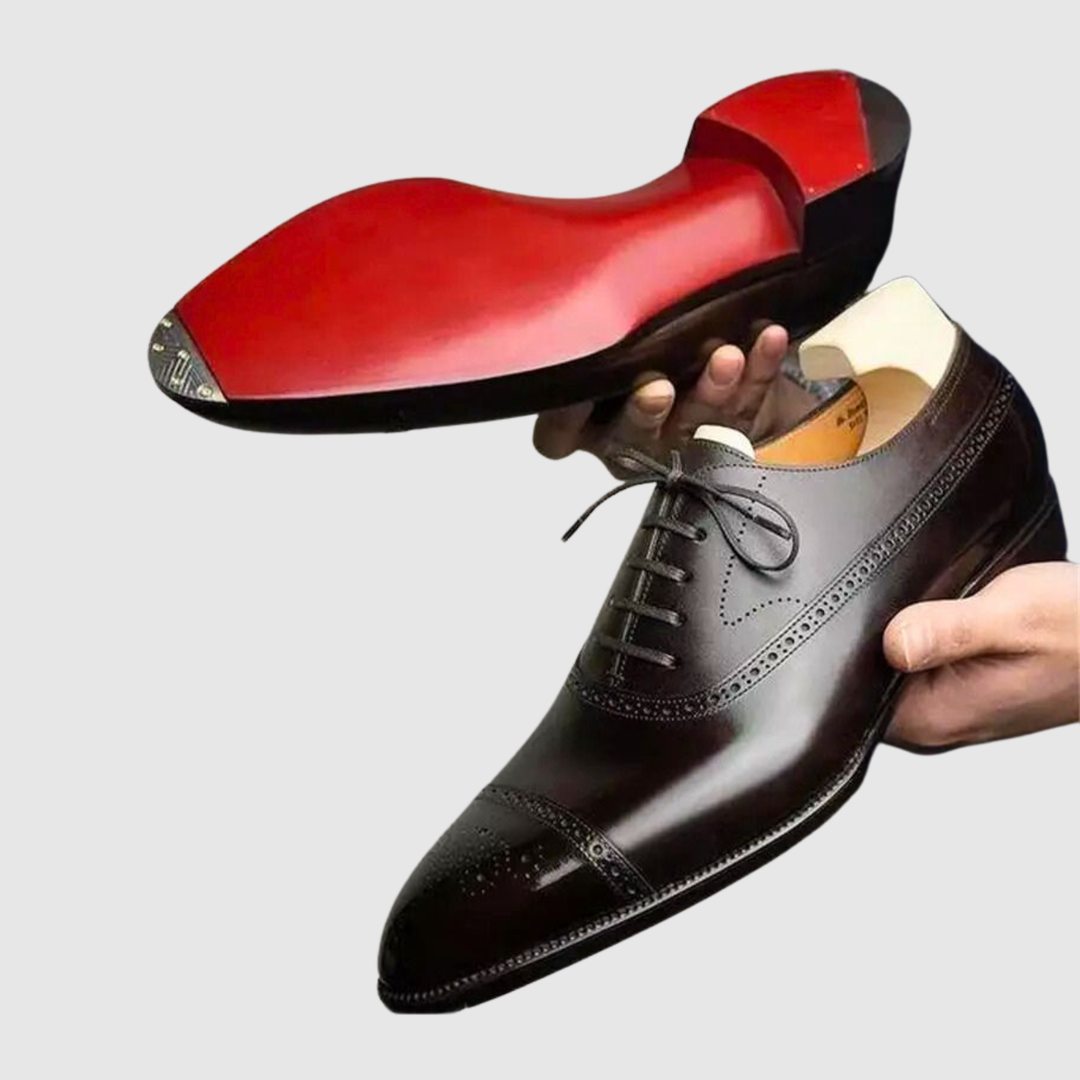 Henrik – Klasiskas Ādas Kurpes ar Sarkanu Zoli