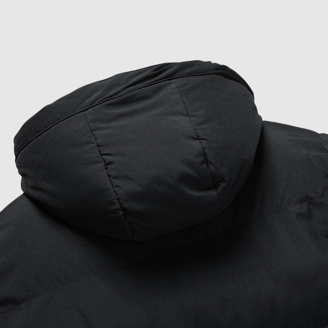 Nikolaj – Garš ziemas parks ar kapuci