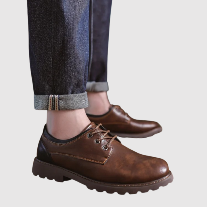 Frederik – Izturīgas vīriešu kurpes no ādas ar rupju zoli