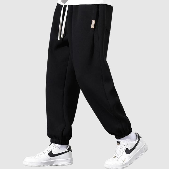 Mikkel – Pamata joggeri ar komfortu