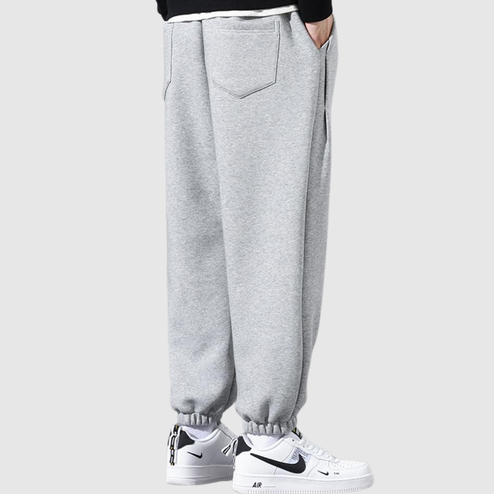 Mikkel – Pamata joggeri ar komfortu