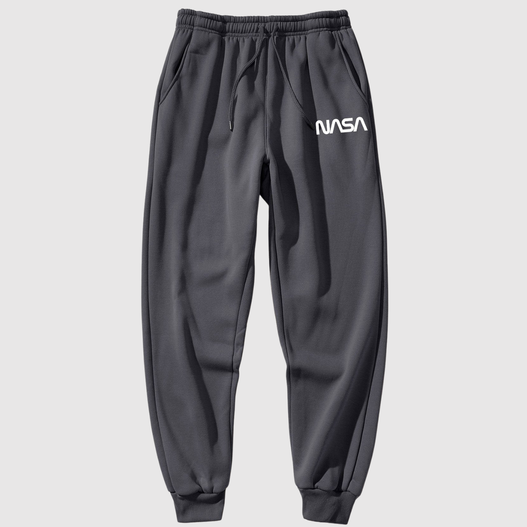 Mikkel – Klasiskie joggeri ar brīvu piegriezumu