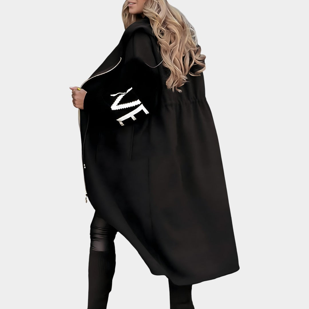 Tereza - Labi pieguļošs ziemas mētelis ar kapuci