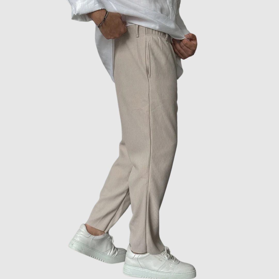 Rasmus – Bikses modernā minimālisma stilā