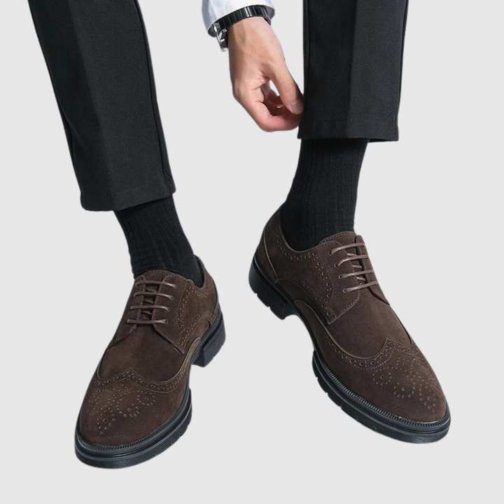 Mikkel – Klasiskas zamša vīriešu kurpes ar modernas zoles