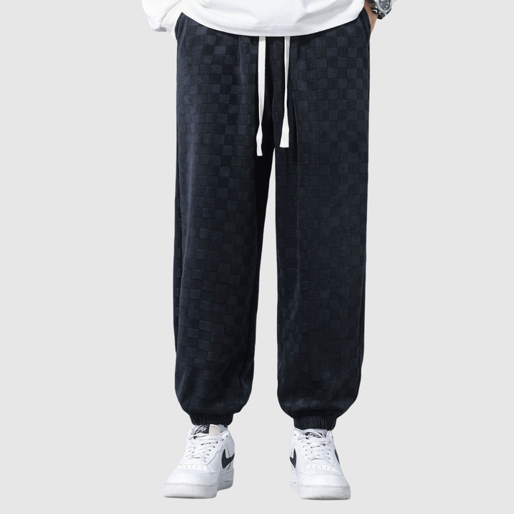 Mikkel – Joggeri ar rūtainu rakstu