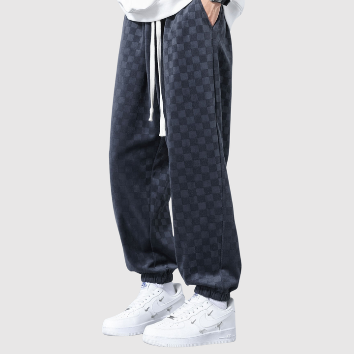 Mikkel – Joggeri ar rūtainu rakstu