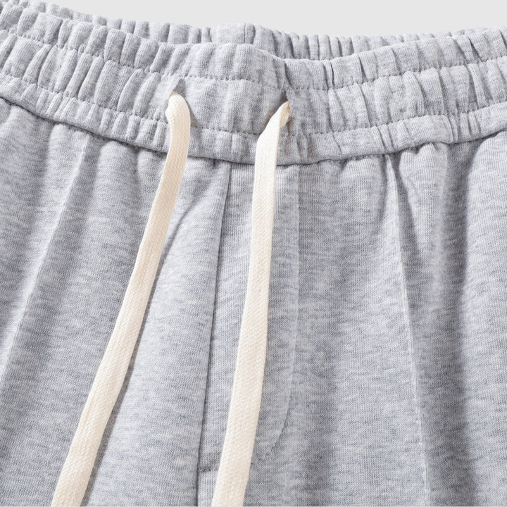 Mikkel – Brīva piegriezuma joggeri ar relaksētu stilu