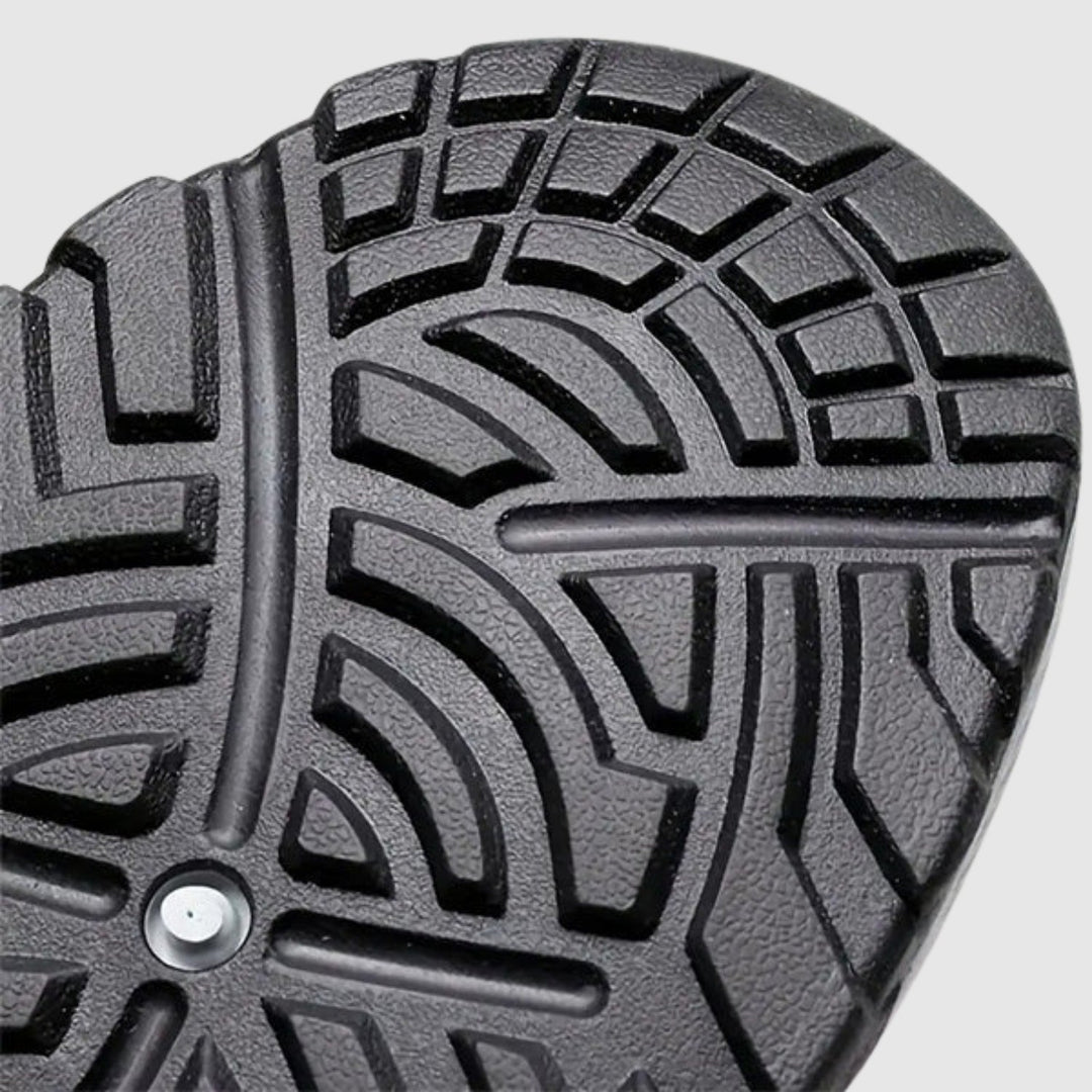 Bjørn – Universālie ziemas kedas