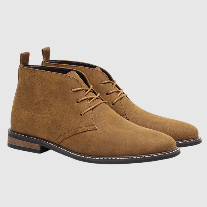 Bjørn – Chukka zābaki gaišā zamšā