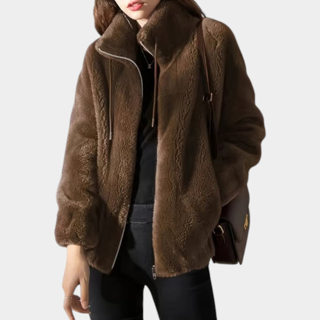 Aija – Silta rāvējslēdzēja jaka