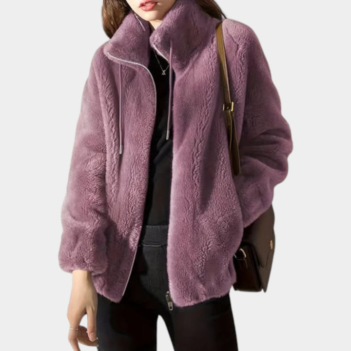 Aija – Silta rāvējslēdzēja jaka