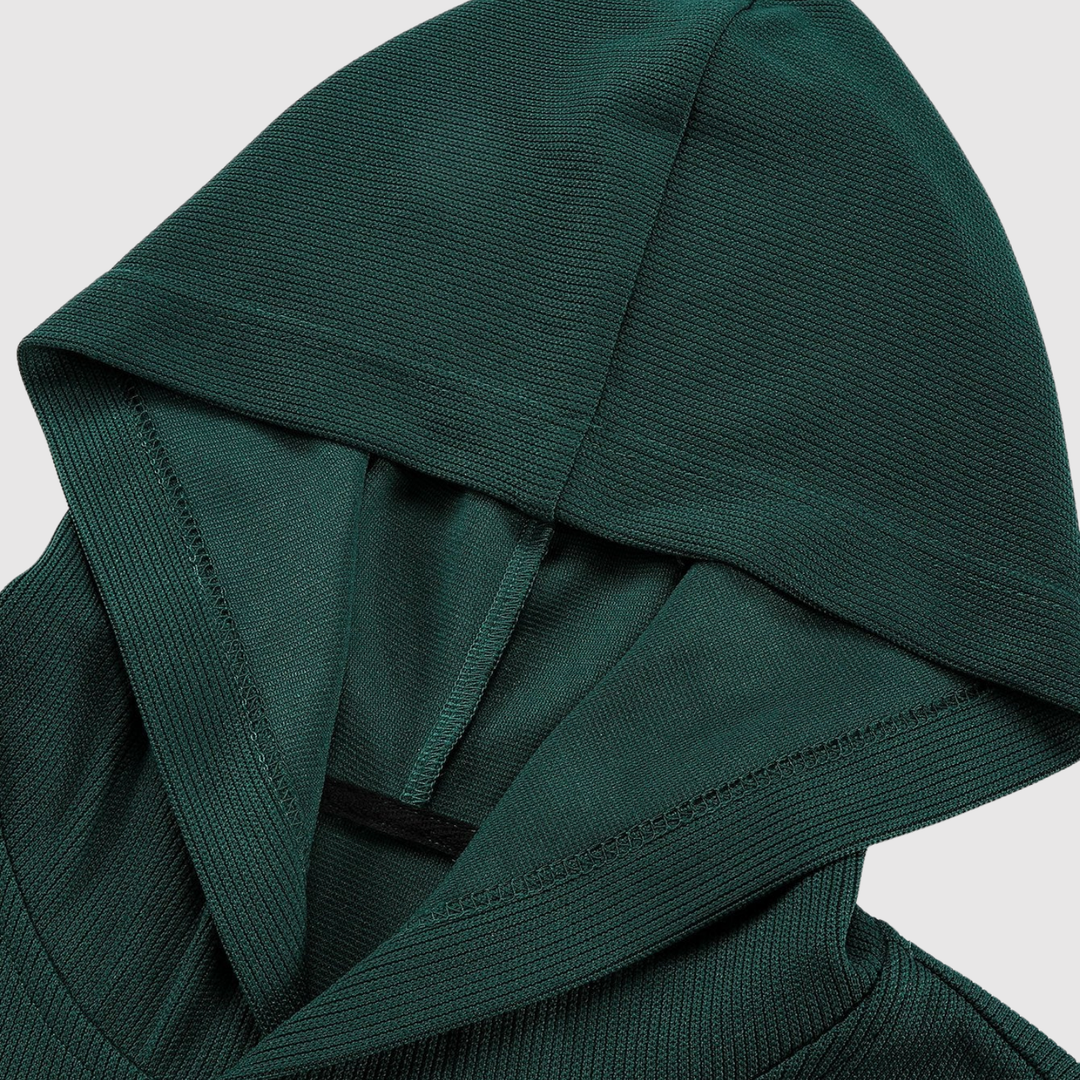 Klaus – Klasiska kapuce strukturētā adījumā