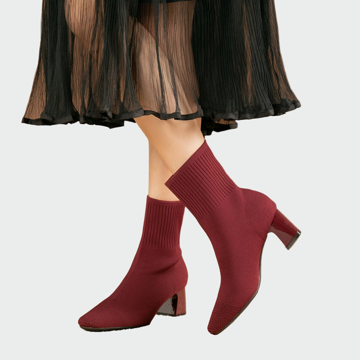 Adītas ortopēdiskas kurpes