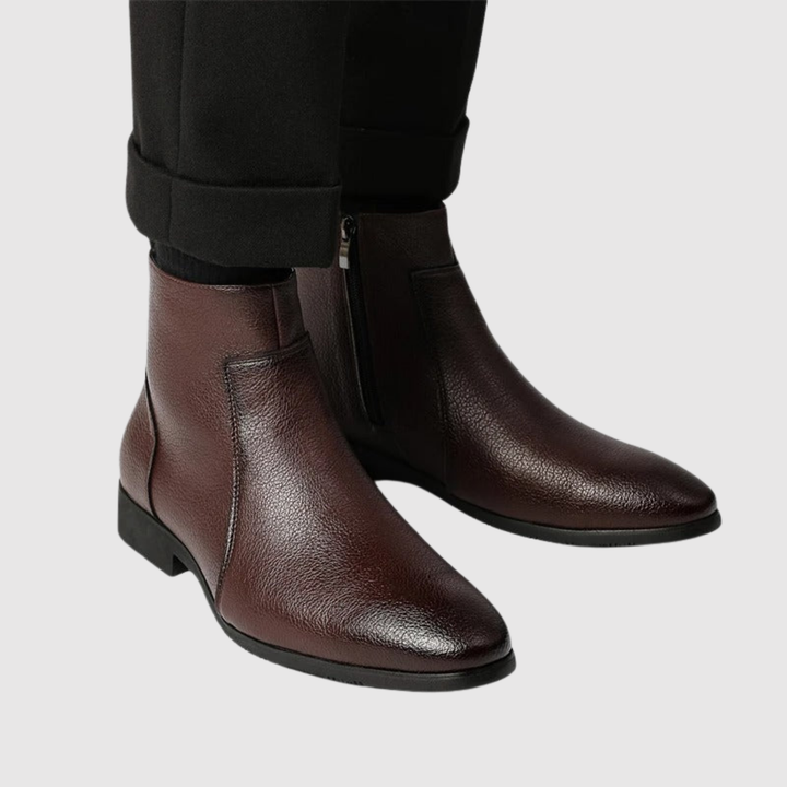 Henrik – Čelsijas zābaki no reljefa ādas