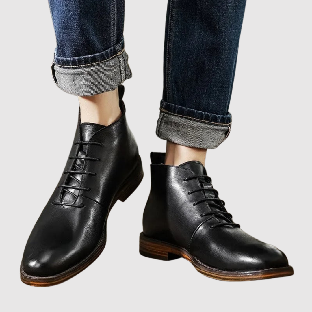 Bjørn – Klasiski ādas zābaki ar izturīgu zoli