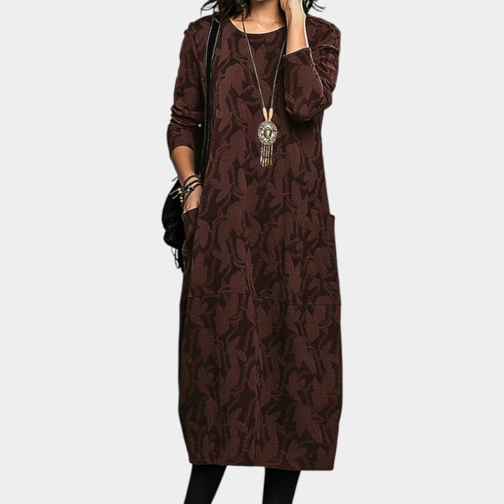 Alma – Eleganta ziemas kleita ar pievilcīgu siluetu