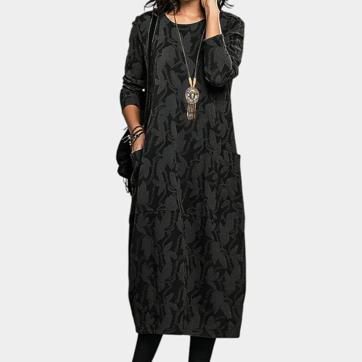 Alma – Eleganta ziemas kleita ar pievilcīgu siluetu