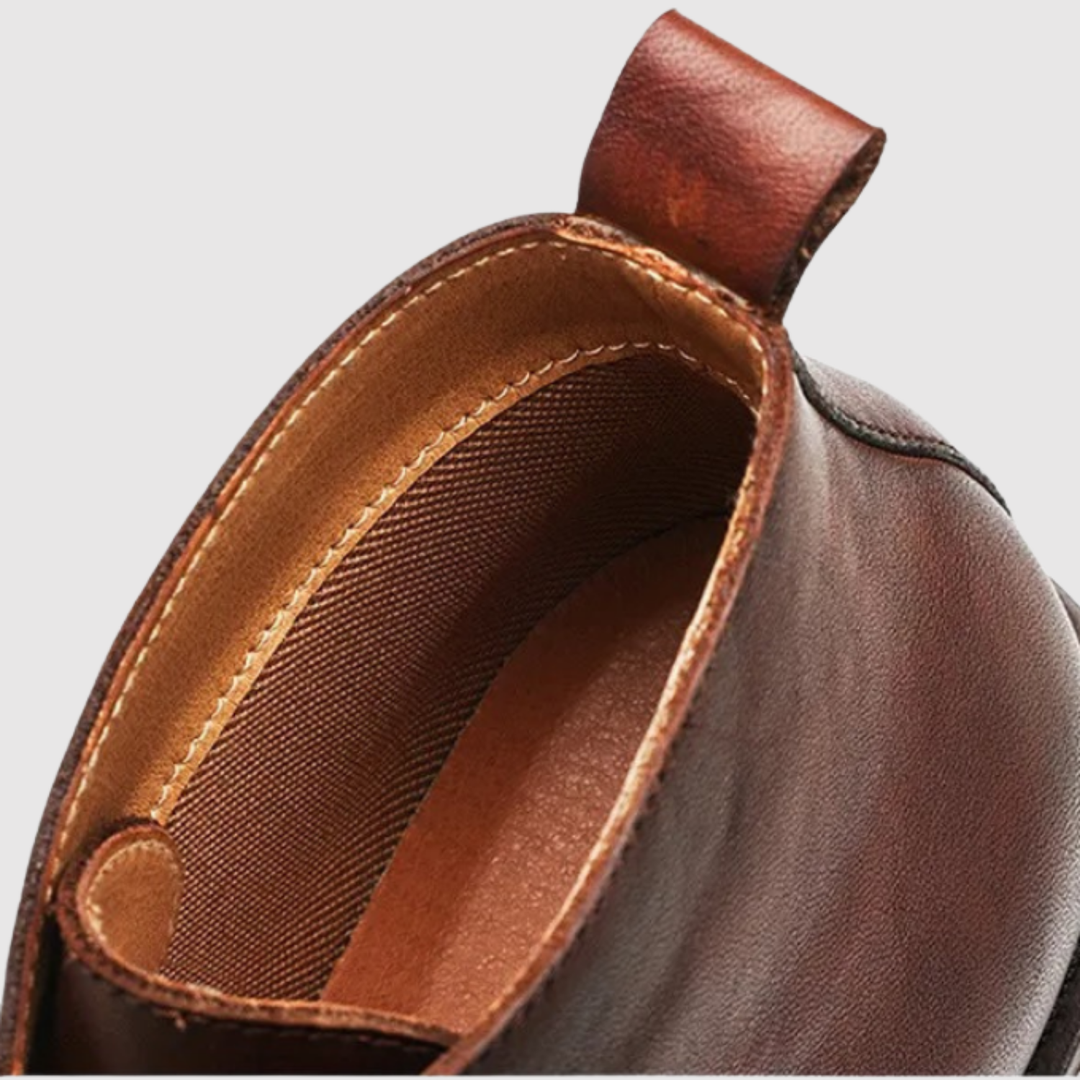 Bjørn – Klasiski ādas zābaki ar izturīgu zoli