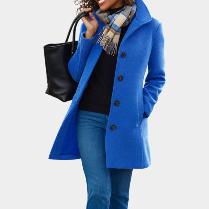 Emma – Klasiska vilnas iedvesmota mētelis ar apkakli