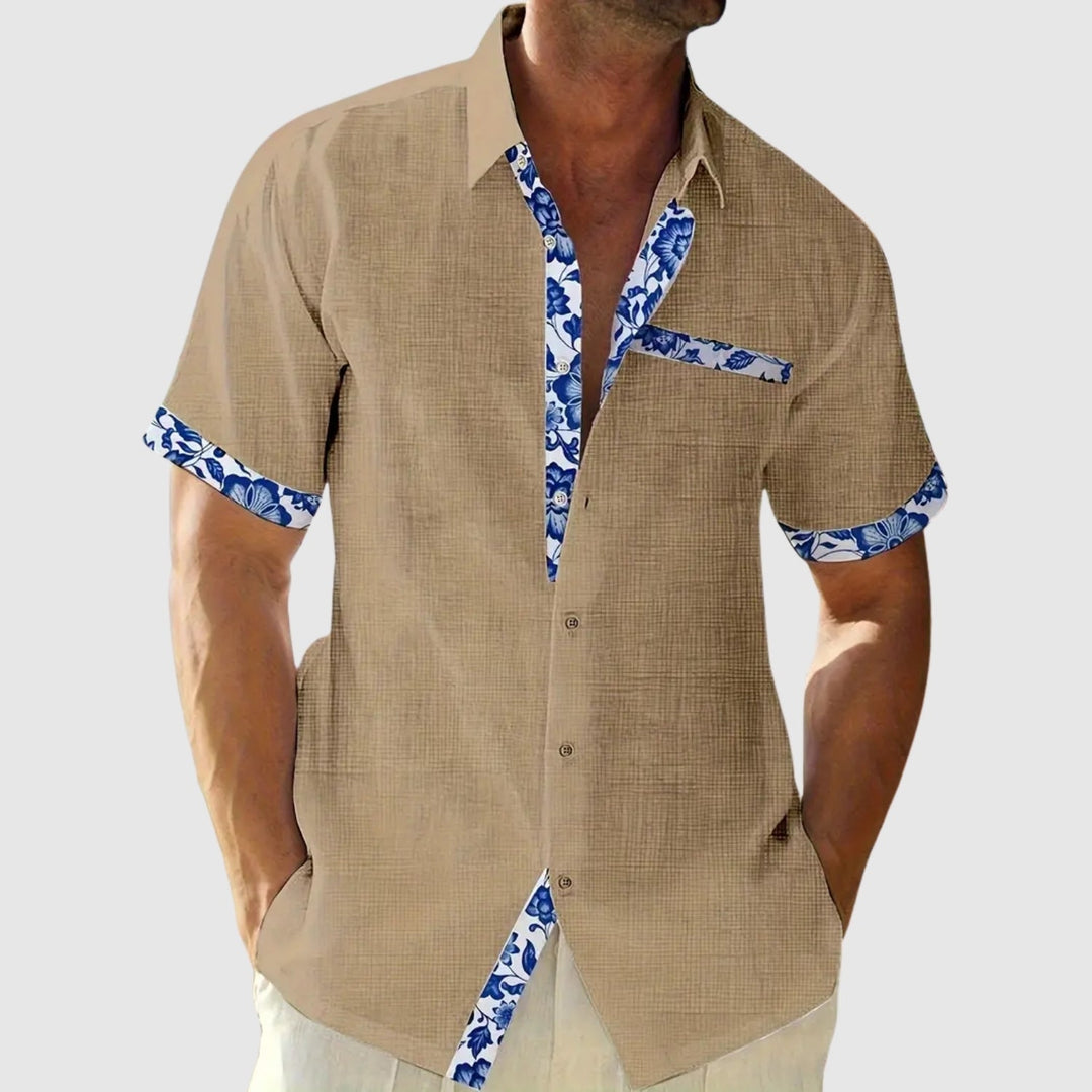 Emils – Īsām piedurknēm krekls ar kontrastējošiem elementiem