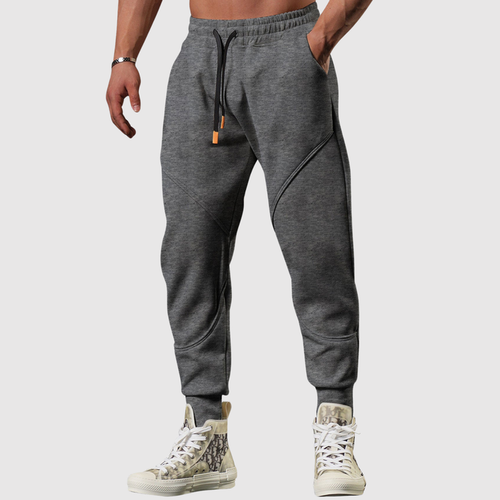 Mikkel – Šauri sporta bikses ar sportisku dizainu