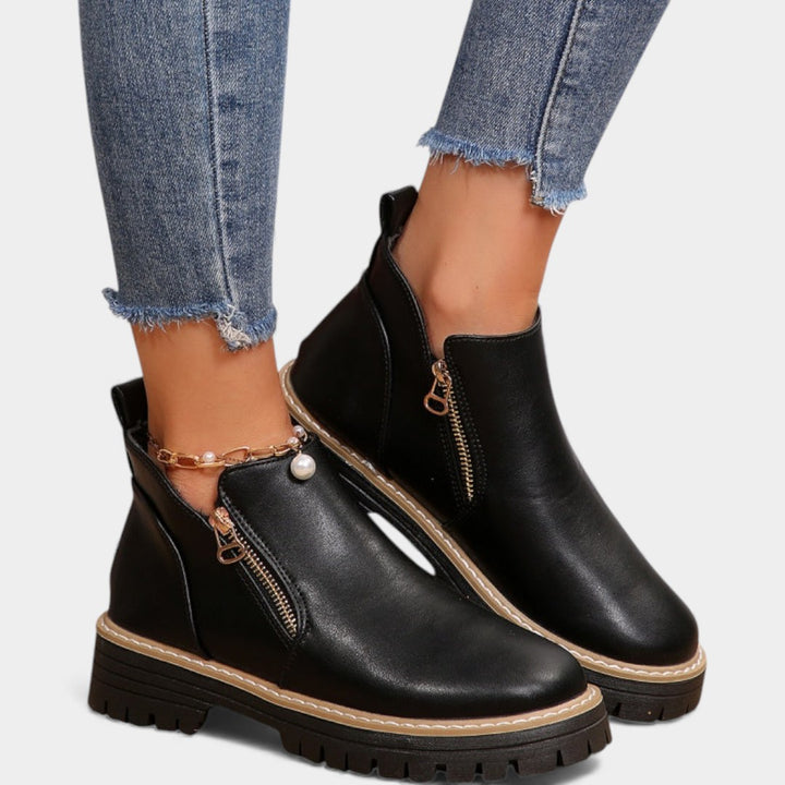 Lāsma – Eleganti potīšu zābaki ar ērtu piegulšanu