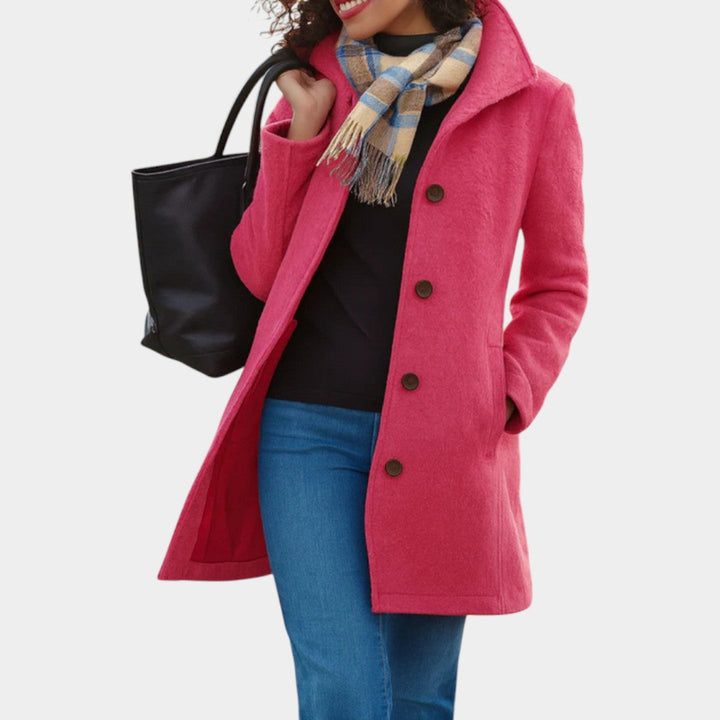 Emma – Klasiska vilnas iedvesmota mētelis ar apkakli