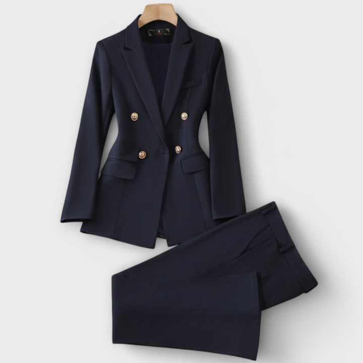 Emma - Komplekti ar mēteļiem un biksēm