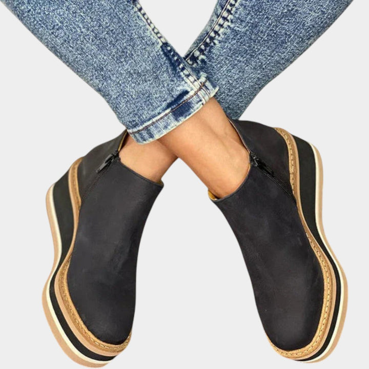 Liene – Eleganti ūdensnecaurlaidīgi zābaki