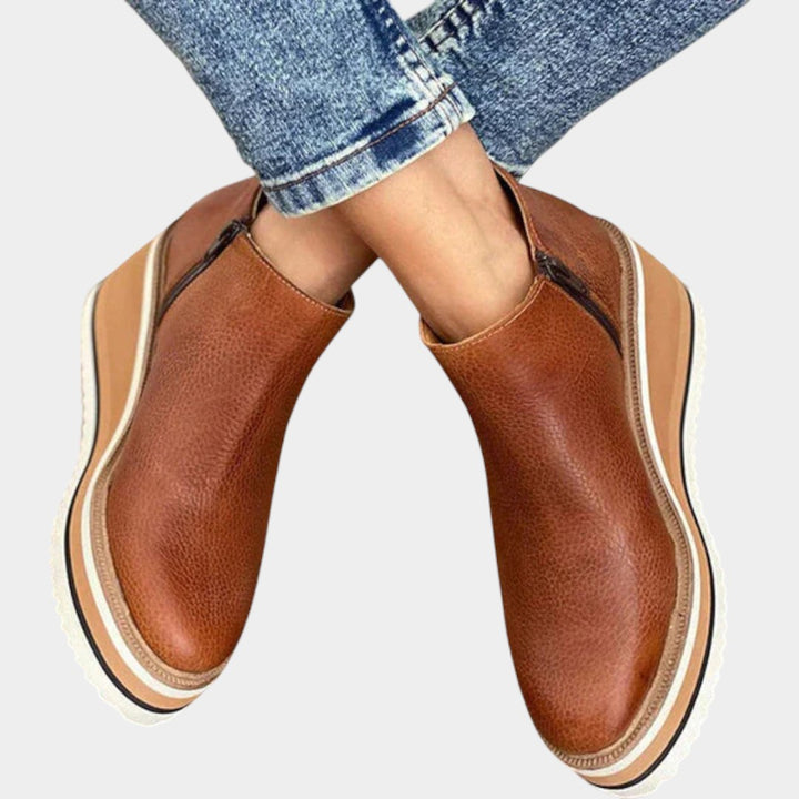 Liene – Eleganti ūdensnecaurlaidīgi zābaki