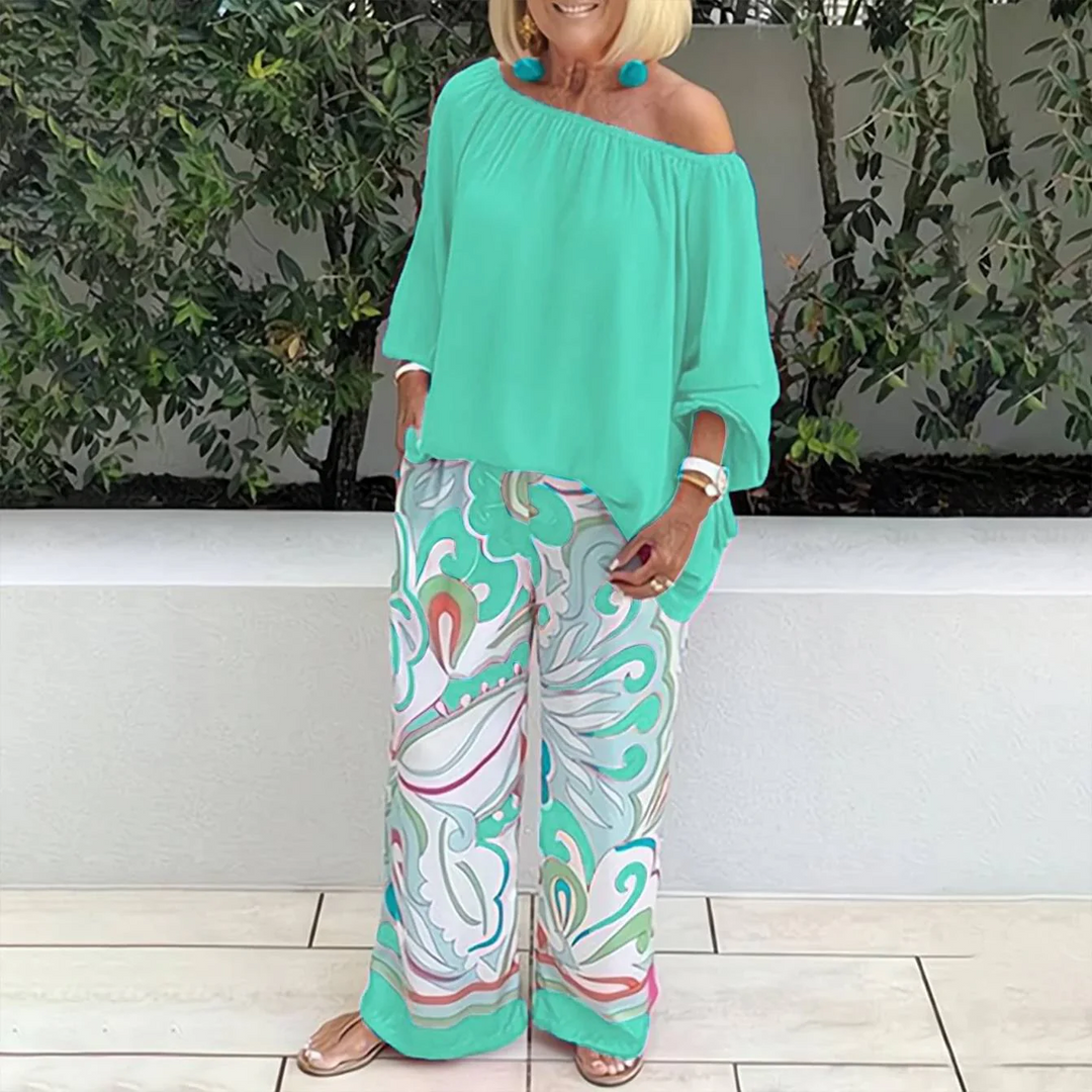 Yesenia - Brīvs divdaļīgs komplekts