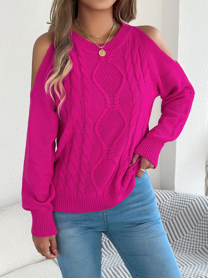 Plecu Apsējs Vērpjot Adītu Džemperi