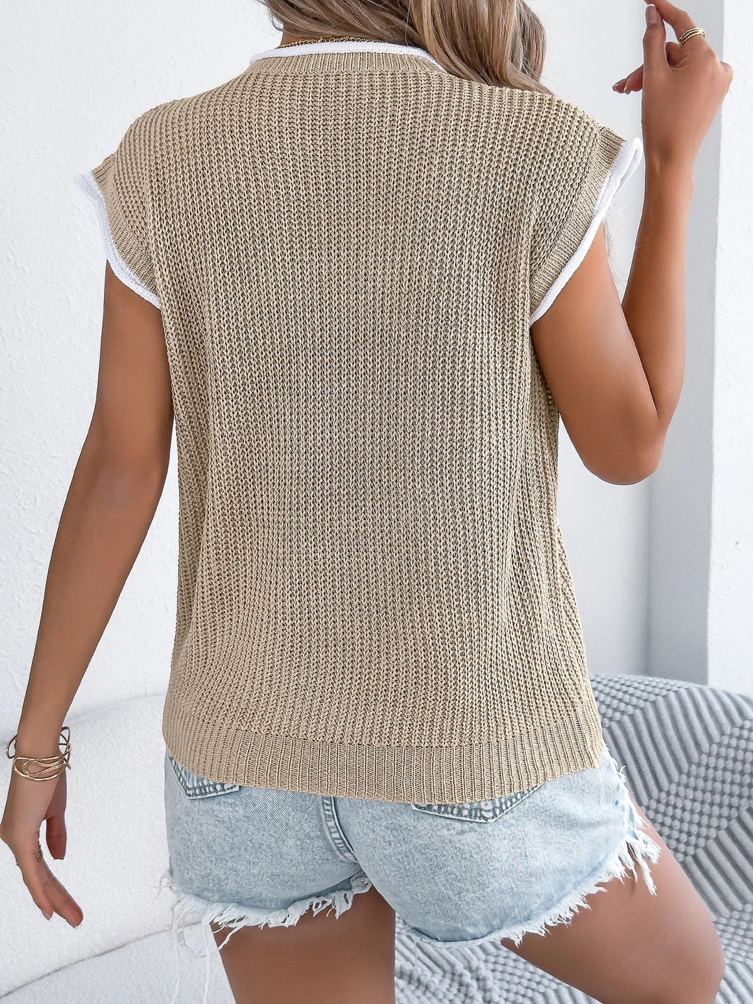 Stripe bez piedurknēm adīts puloveris