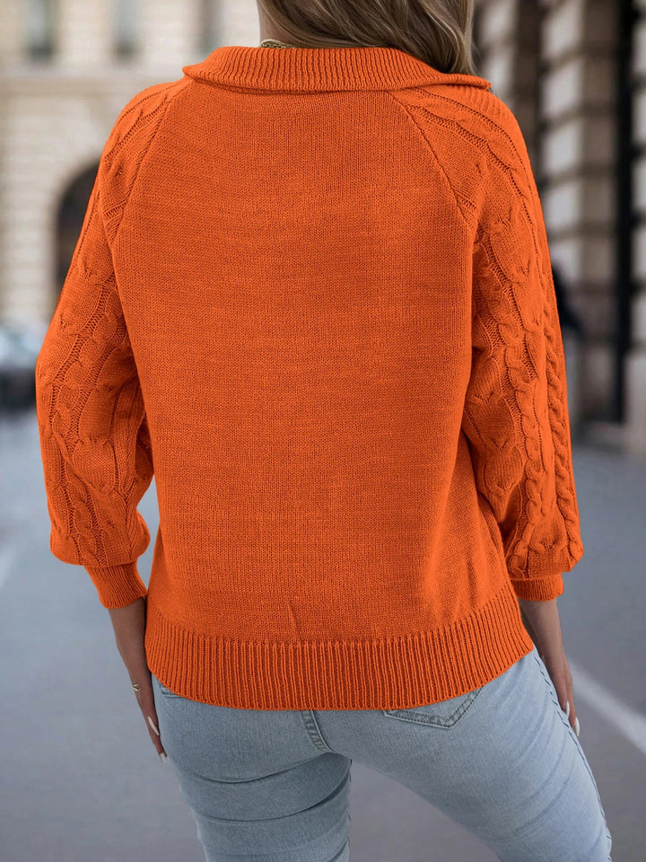 Pus-izgriezuma adīts džemperis