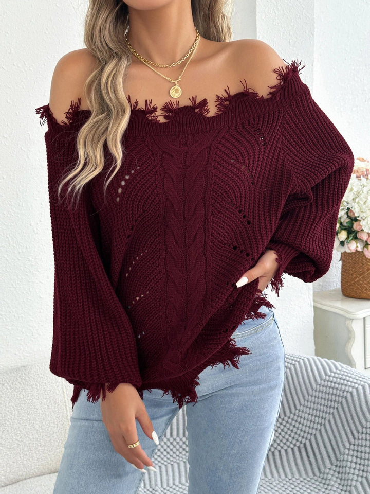 Kleita ar slīpumu un pušķiem