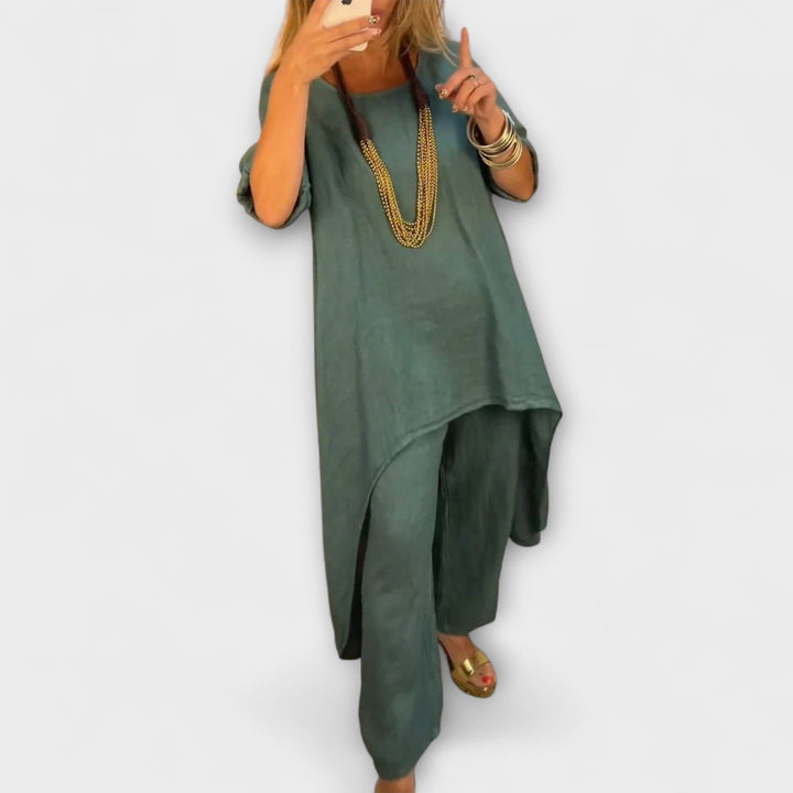 Tabea - Linna kombinezons ar apaļu kakla izgriezumu