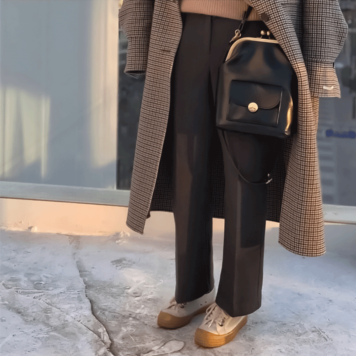 Vintage Kiss-Lock Soma - Retro Šiks Nepieciešamība