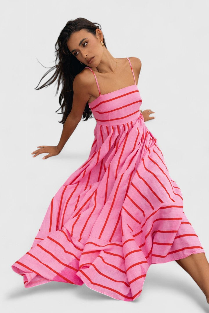 Ilyanthe | Eleganta Maxi Kleita