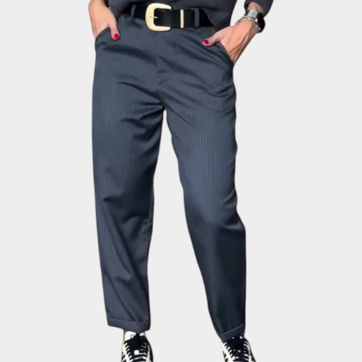 Madara – Bikses: Ideāls stila, komforta un daudzveidības apvienojums